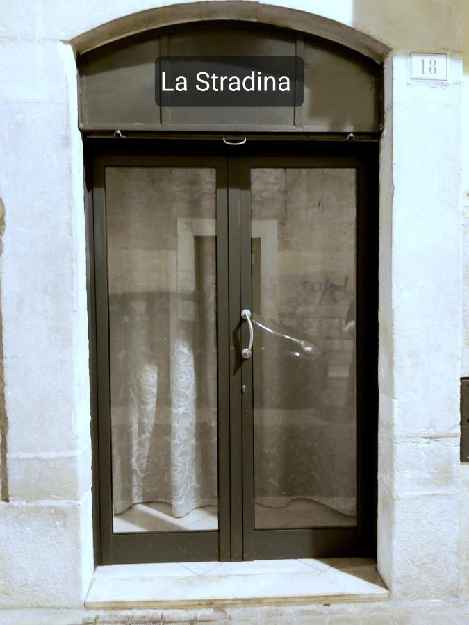 לינה וארוחת בוקר טרני La Stradina מראה חיצוני תמונה